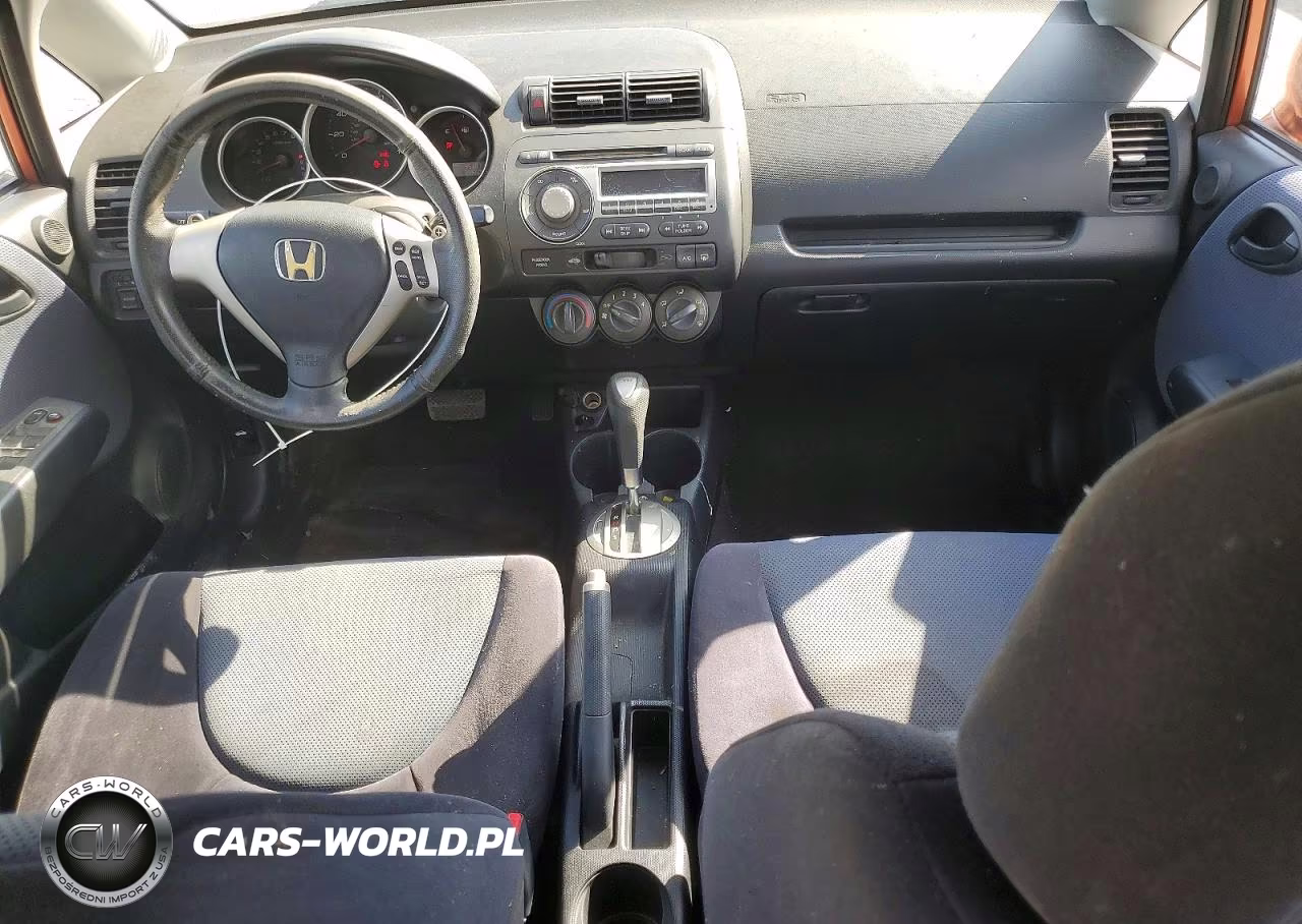 2008 Honda Fit Sport VIN:JHMGD38648S048290 - 8