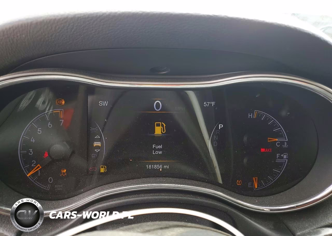 2018 Jeep Grand Cherokee Laredo VIN:1C4RJFAG3JC217397 - 9