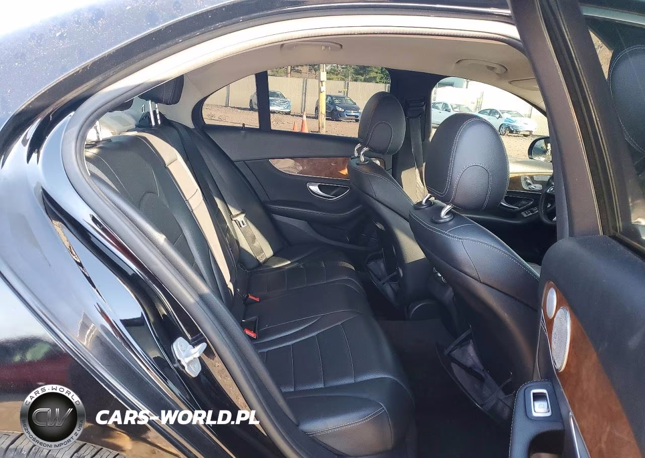2015 Mercedes-Benz C 300 4Matic VIN:55SWF4KB3FU034540 - 10