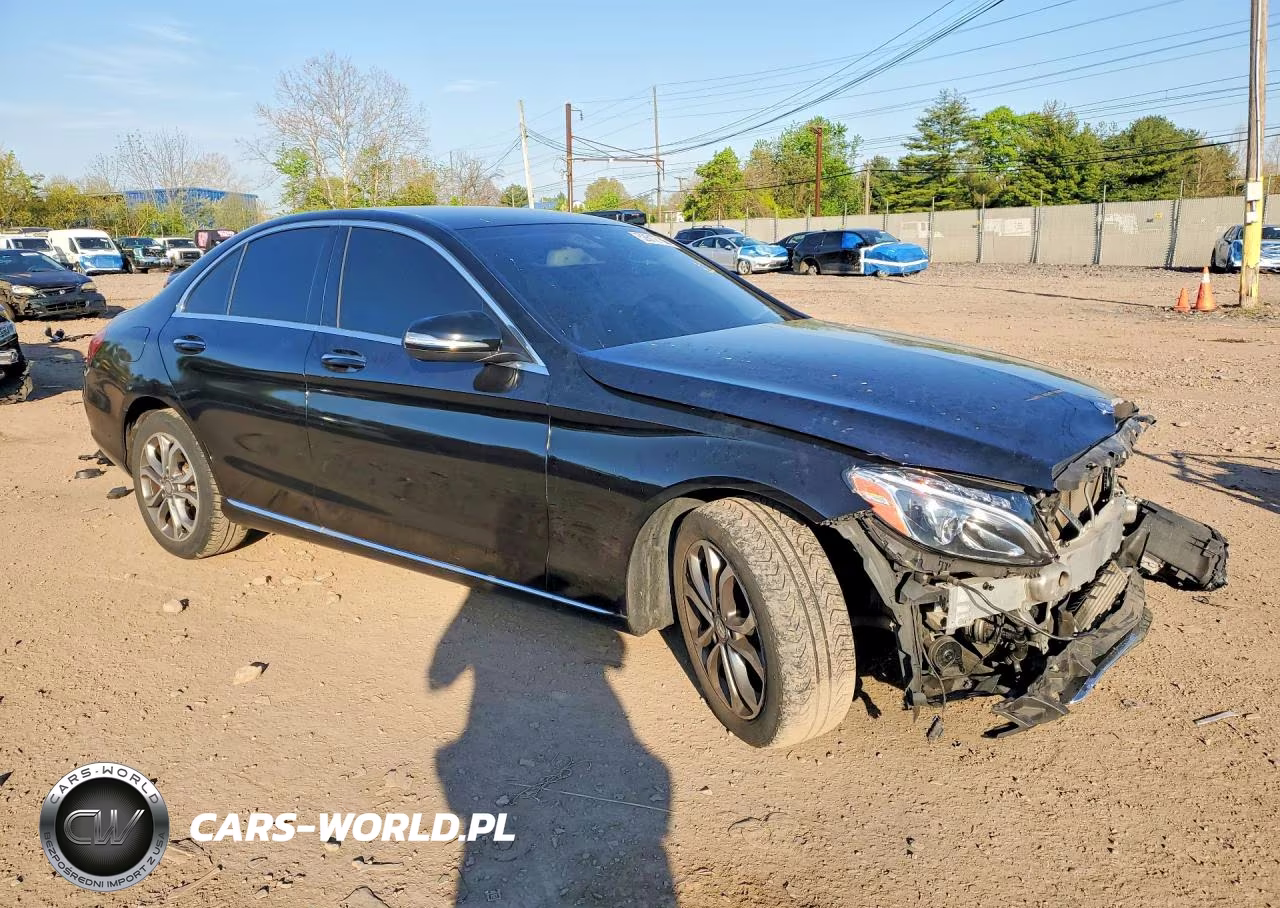 2015 Mercedes-Benz C 300 4Matic VIN:55SWF4KB3FU034540 - 4