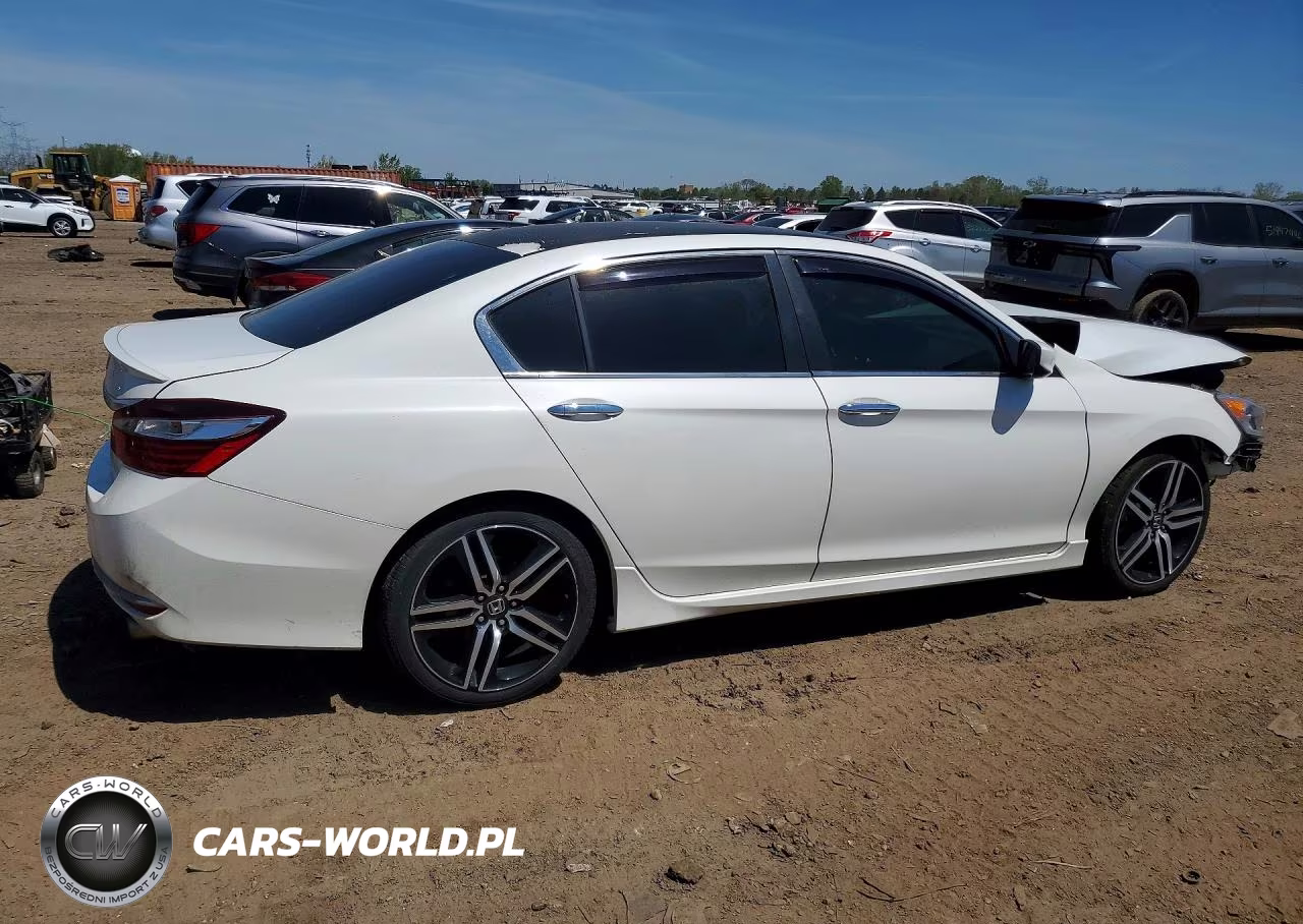 2017 Honda Accord Sport VIN:1HGCR2F56HA017295 - 3