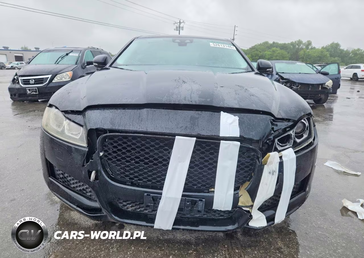 2017 Jaguar Xf Premium VIN:SAJBD4BN9HCY32252 - 5
