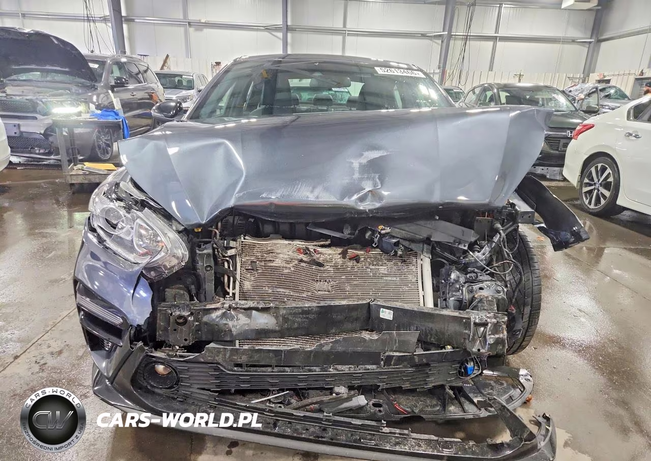 2021 Kia Forte Gt Line VIN:3KPF34AD5ME410848 - 5