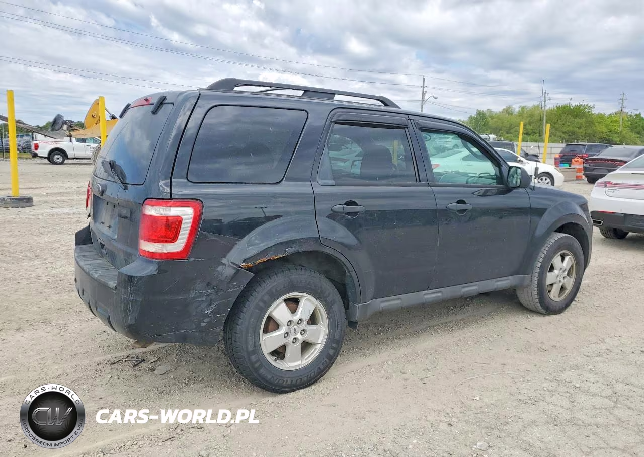 2011 Ford Escape Xlt VIN:1FMCU9D71BKA40104 - 3
