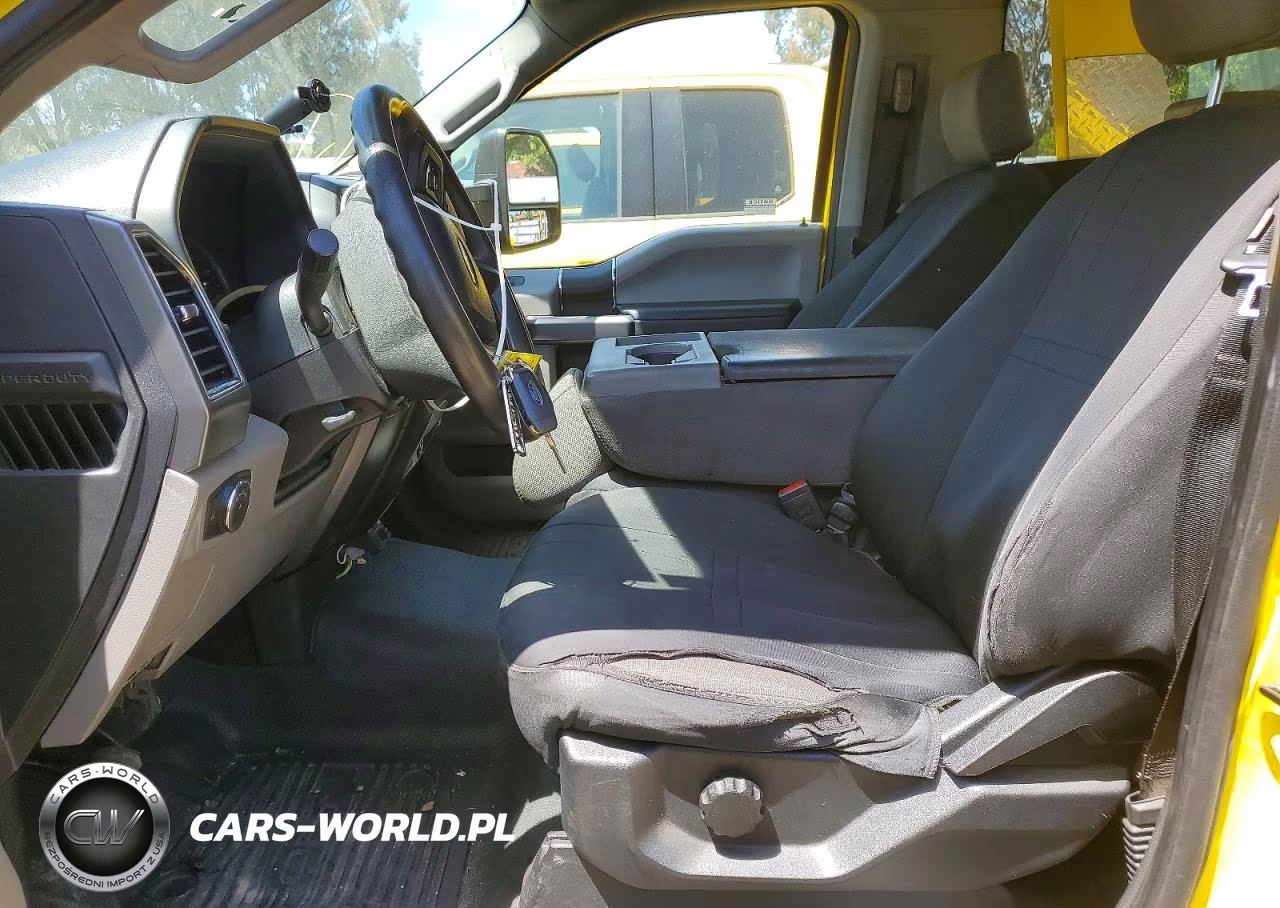 2020 Ford F550 Super Duty VIN:1FDUF5GT8LDA08286 - 7
