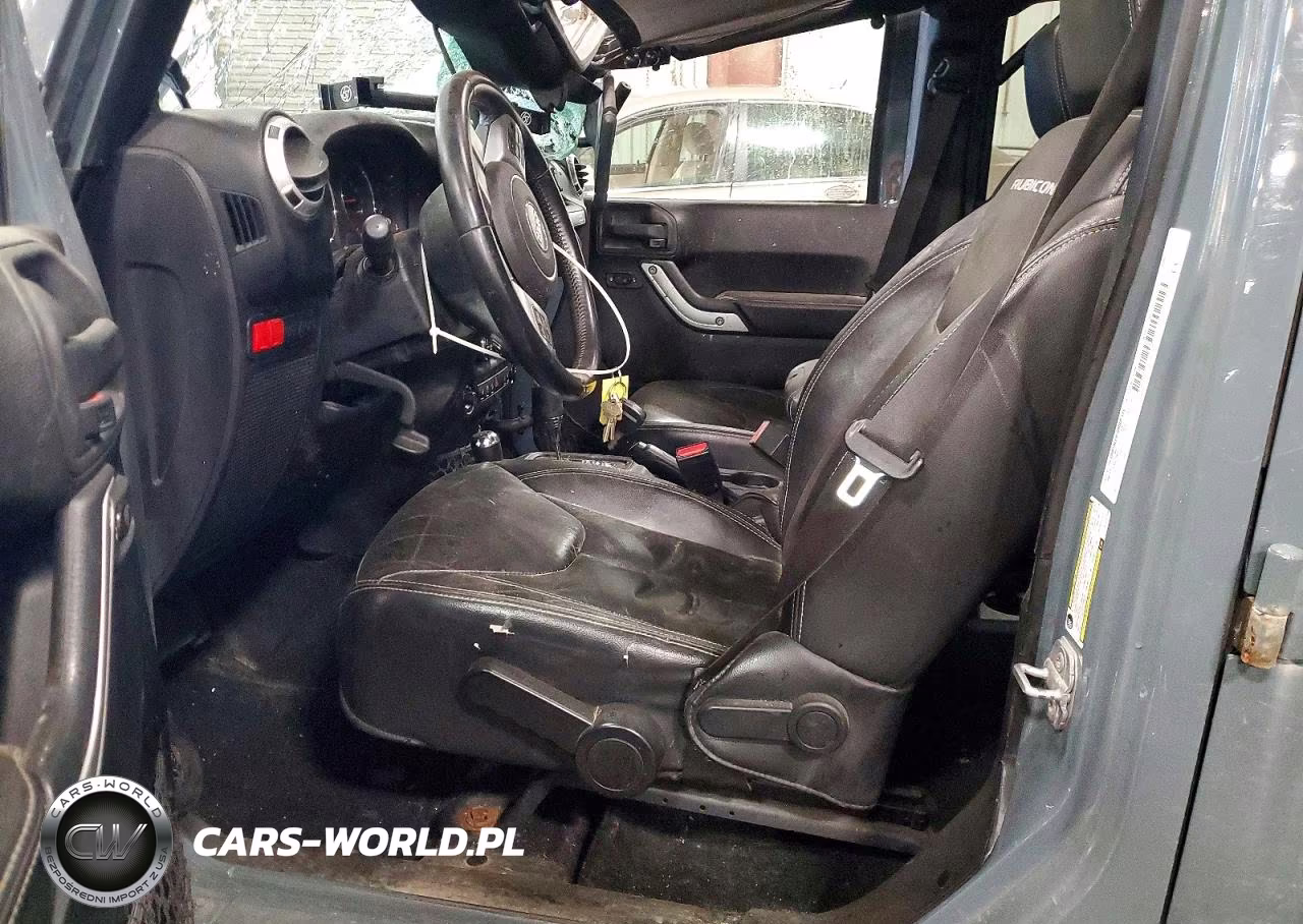 2014 Jeep Wrangler Unlimited Rubicon VIN:1C4HJWFG8EL119153 - 7