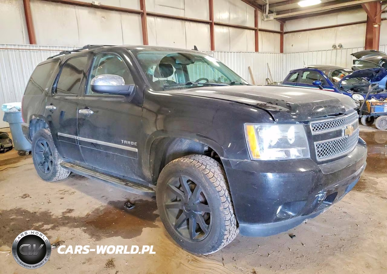 2011 Chevrolet Tahoe K1500 Ltz VIN:1GNSKCE0XBR275524 - 4