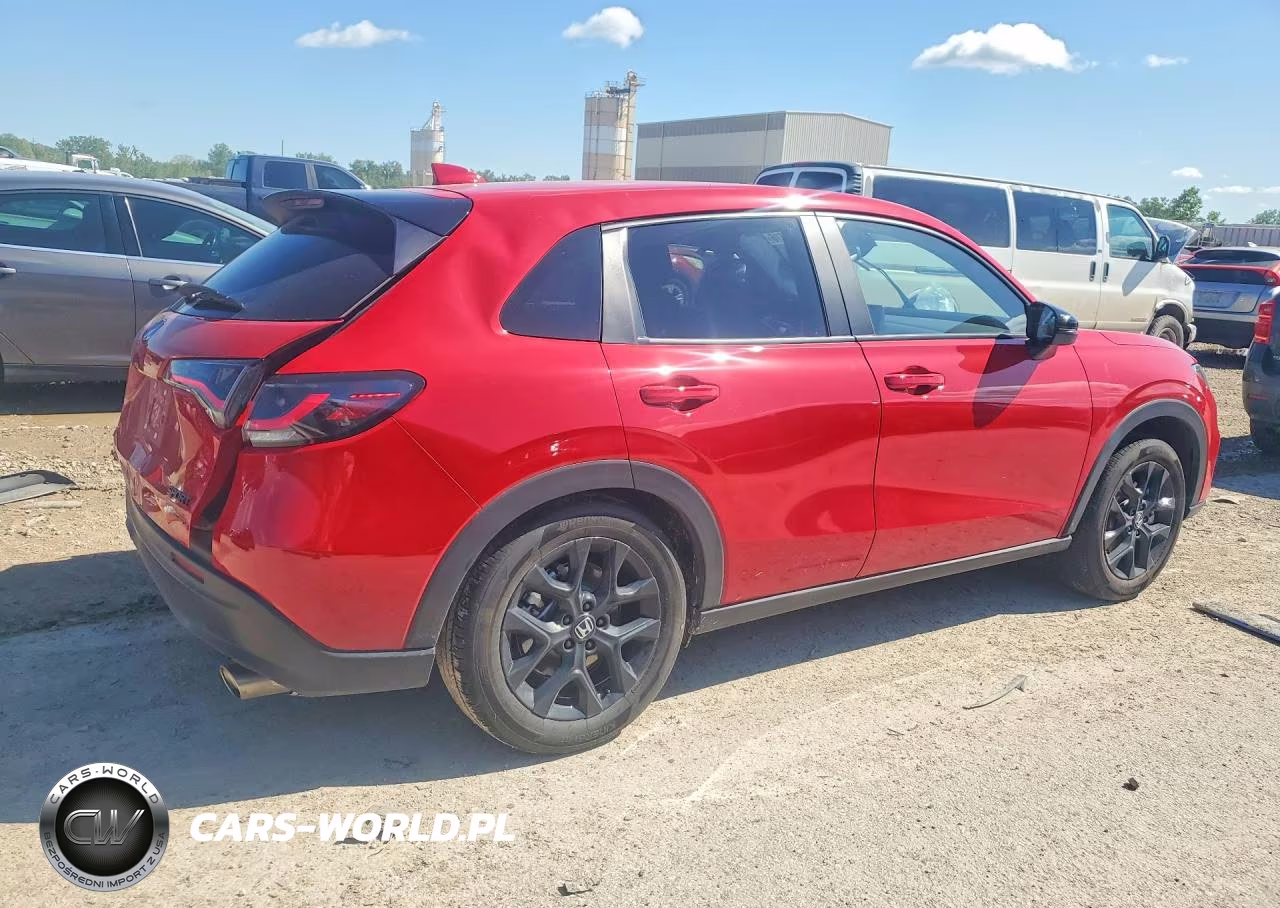 2025 Honda Hr-V Sport VIN:3CZRZ2H52SM768663 - 3