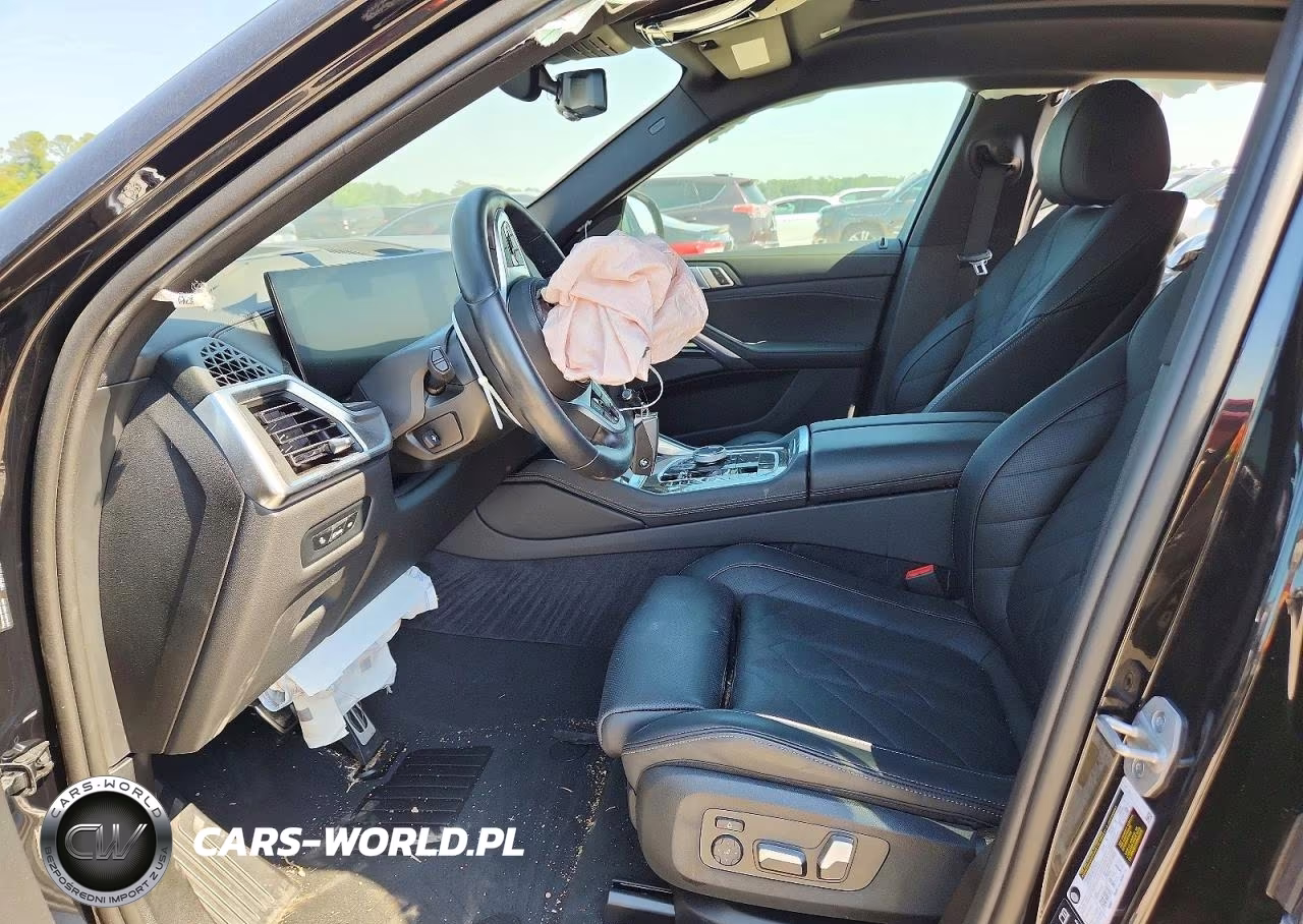 2025 BMW X6 xDrive40I VIN:5UX33EX09S9X77510 - 7
