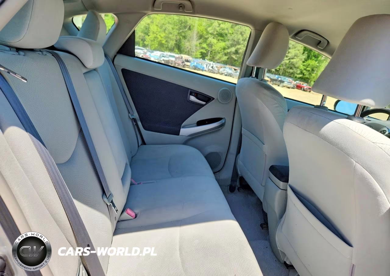 2011 Toyota Prius Three VIN:JTDKN3DU1B5347481 - 10