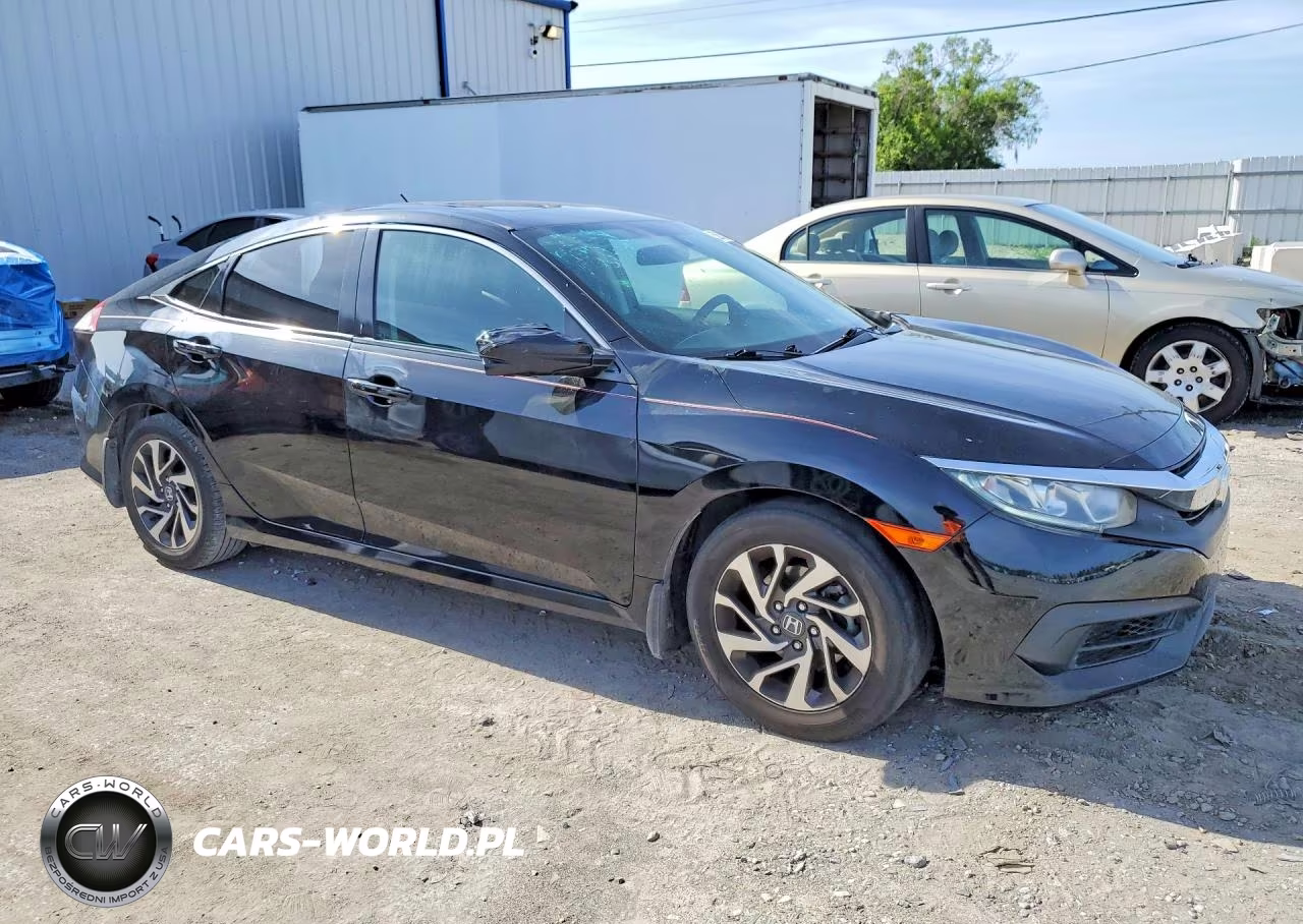 2018 Honda Civic Ex VIN:19XFC2F70JE010151 - 4