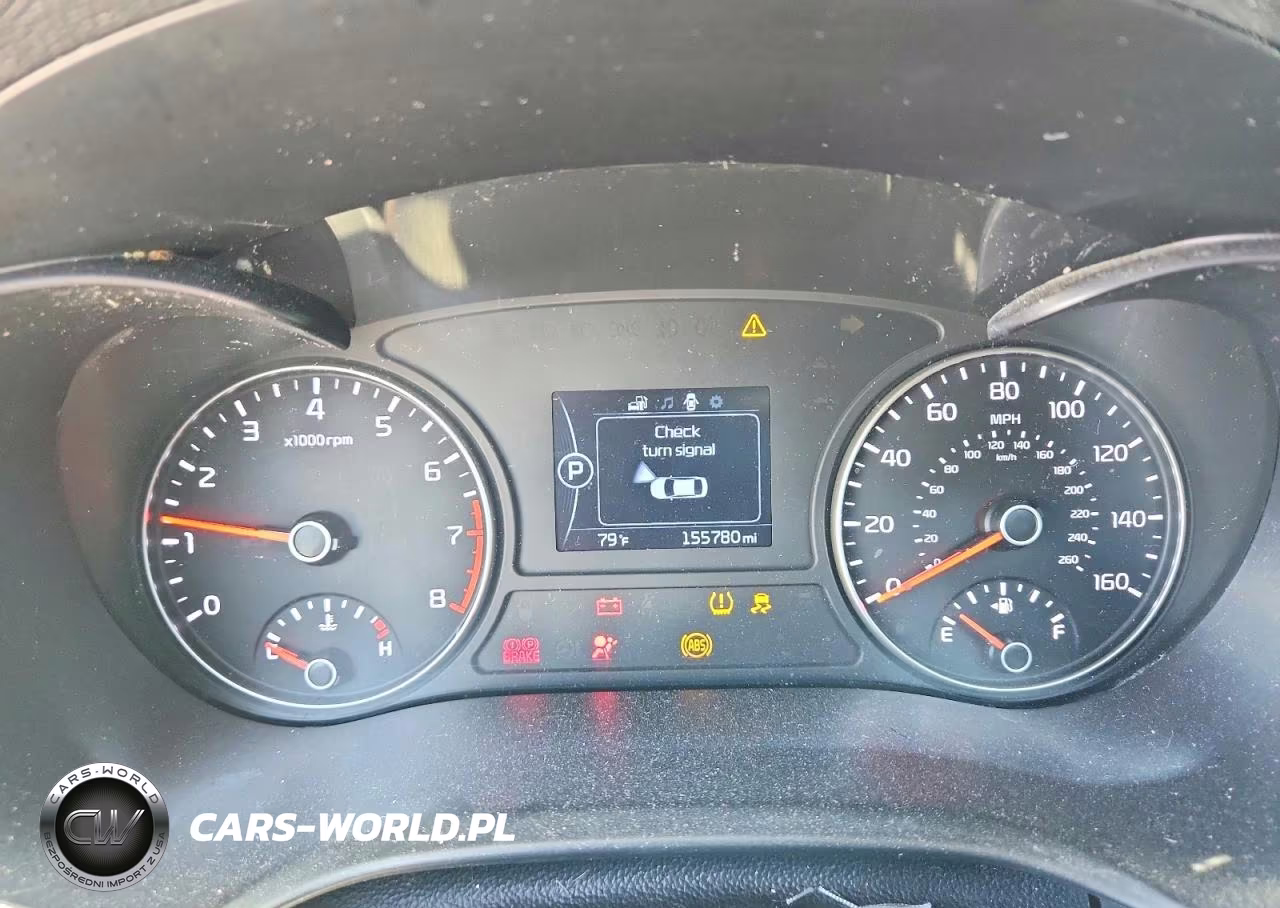 2018 Kia Optima S VIN:5XXGT4L31JG243688 - 9