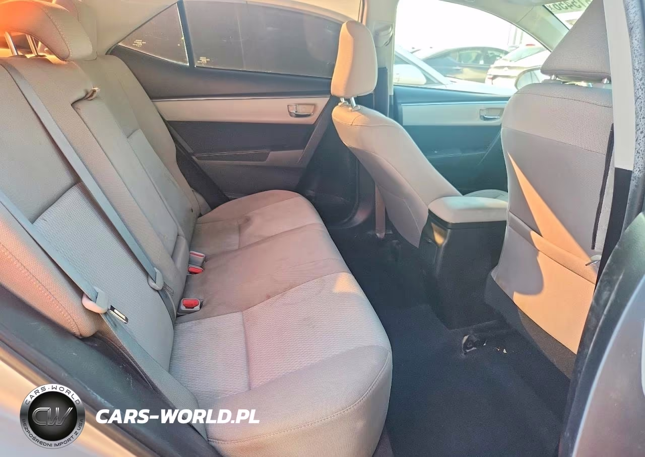 2016 Toyota Corolla Le VIN:5YFBURHE0GP453228 - 10