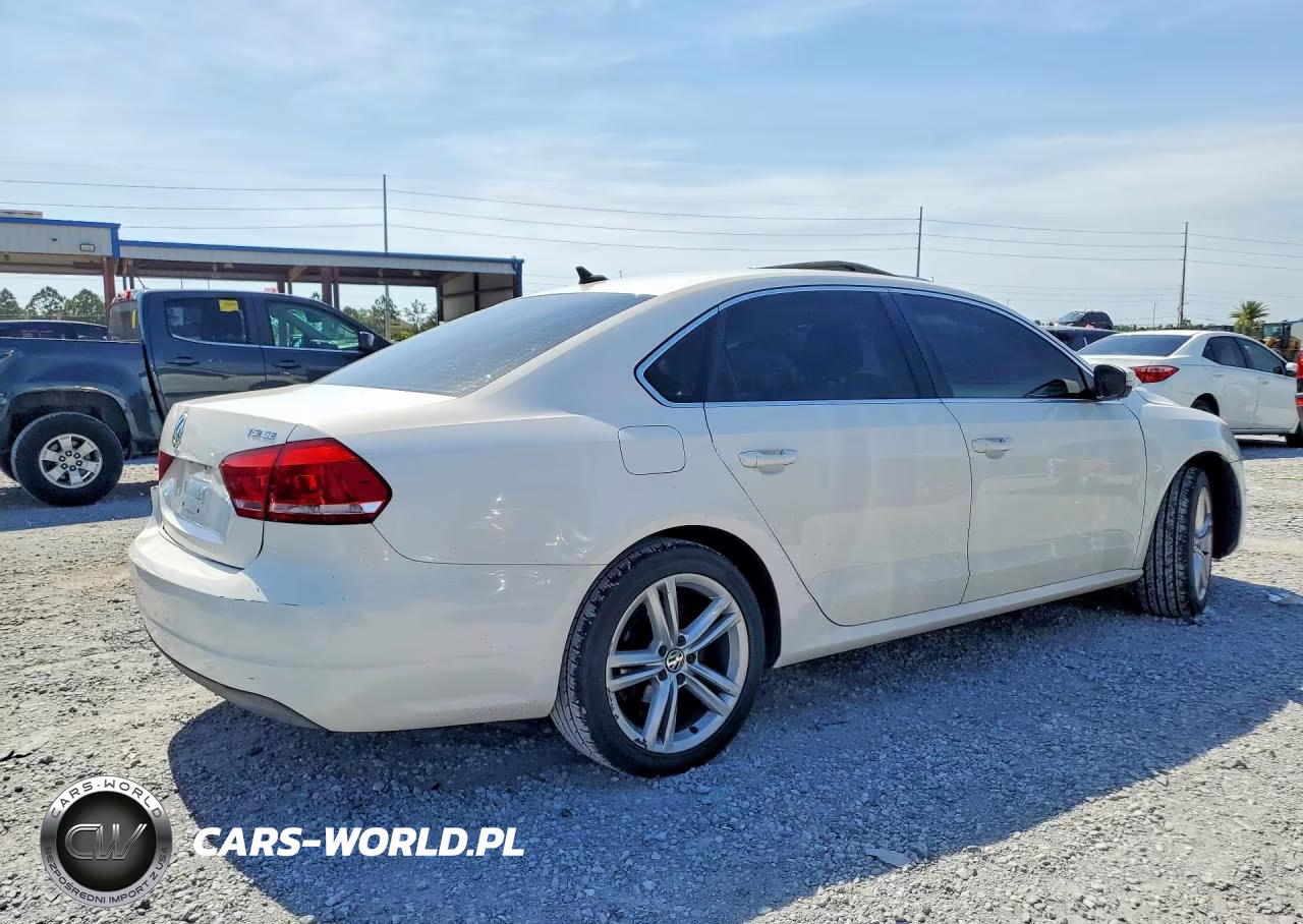 2014 Volkswagen Passat Se VIN:1VWBT7A32EC109564 - 3