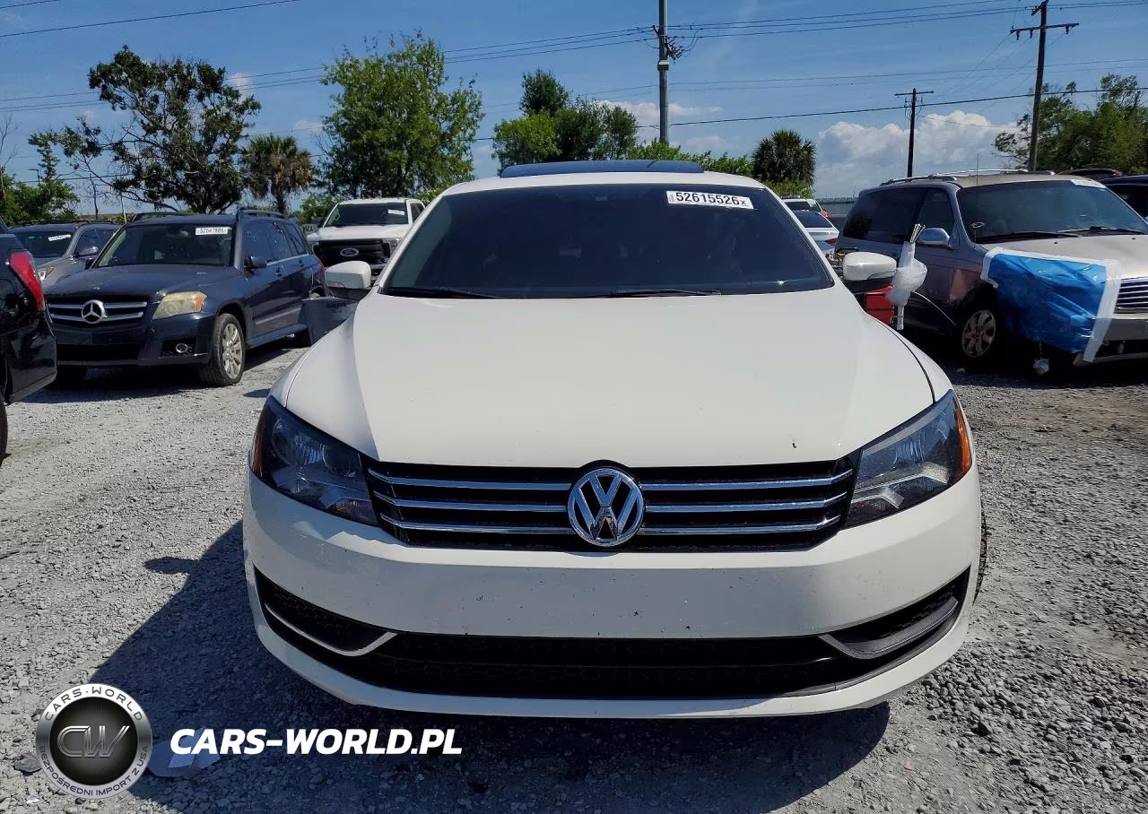 2014 Volkswagen Passat Se VIN:1VWBT7A32EC109564 - 5