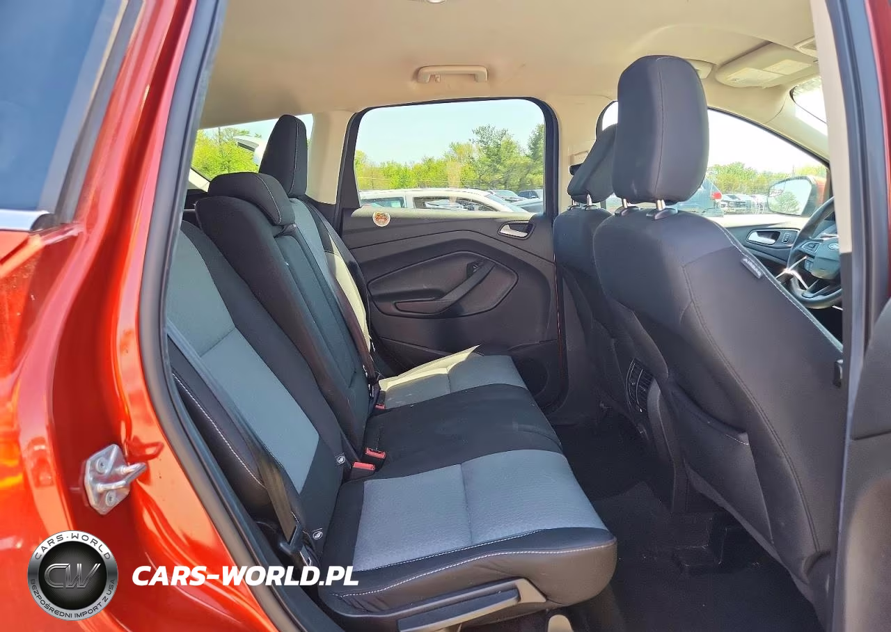 2019 Ford Escape Se VIN:1FMCU9GD5KUB93087 - 10