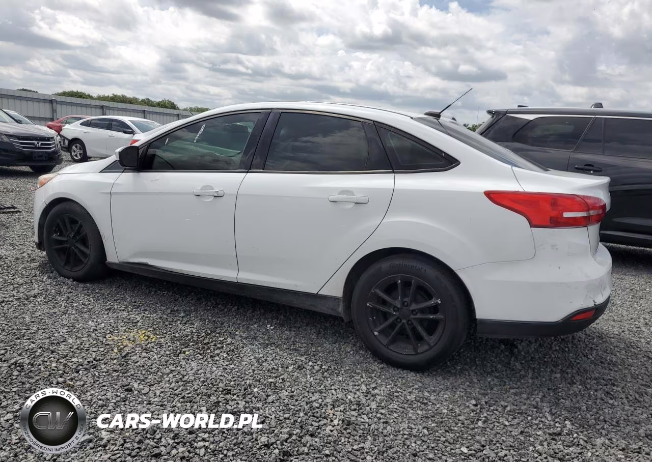 2018 Ford Focus VIN:1FADP3F20JL250402 - 2