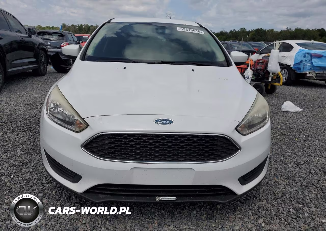 2018 Ford Focus VIN:1FADP3F20JL250402 - 5