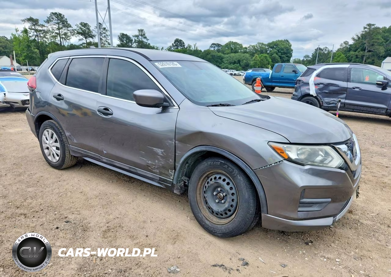 2018 Nissan Rogue S VIN:5N1AT2MT5JC753286 - 4