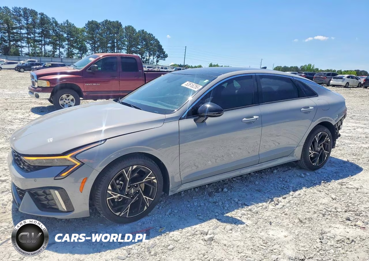 2025 Kia K5 – zdjęcie 1 z 12