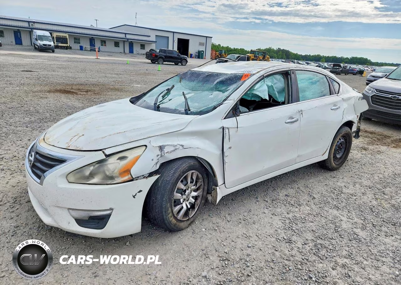 2015 Nissan Altima 2.5 S – zdjęcie 1 z 12