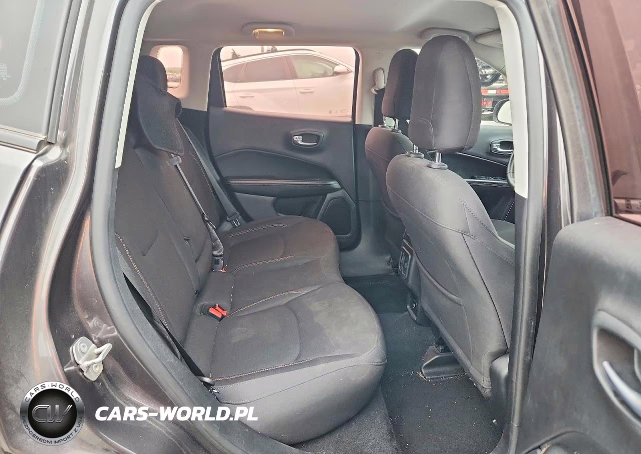2020 Jeep Compass Sport VIN:3C4NJCABXLT170183 - 10