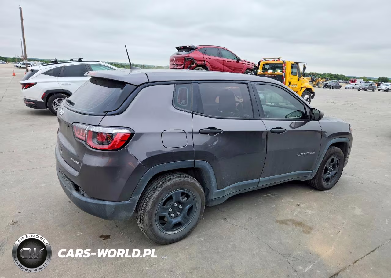 2020 Jeep Compass Sport VIN:3C4NJCABXLT170183 - 3