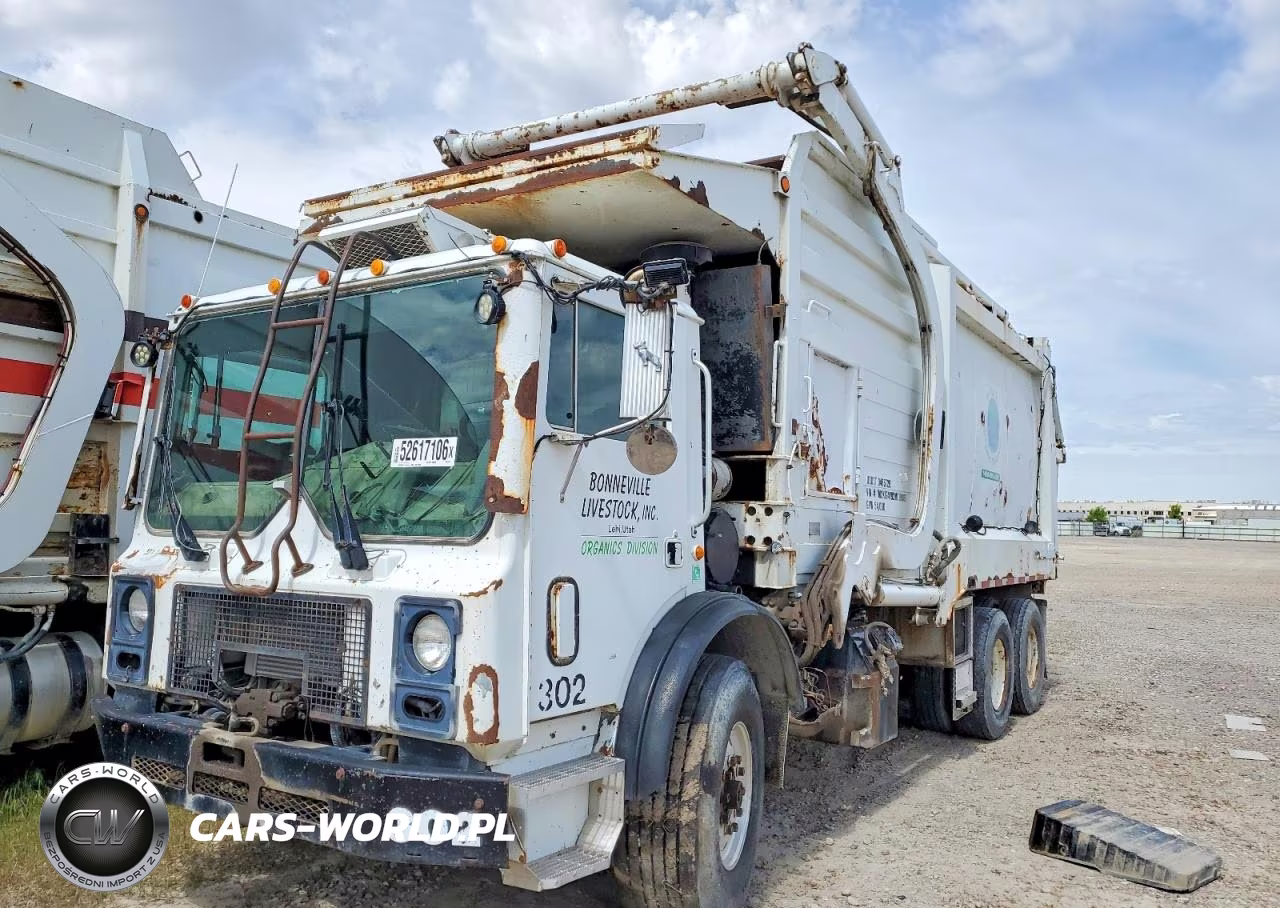 2002 Mack W Refuse Truck - Refuse Truck VIN:1M2K194Y92M019969 - 2