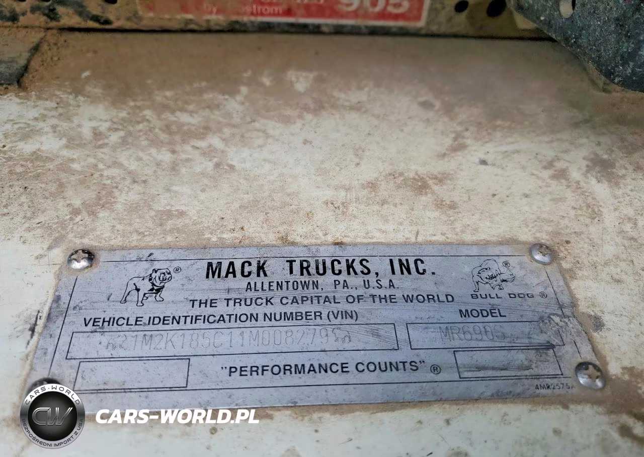 2001 Mack Mr690S Refuse Truck VIN:1M2K185C11M008279 - 10