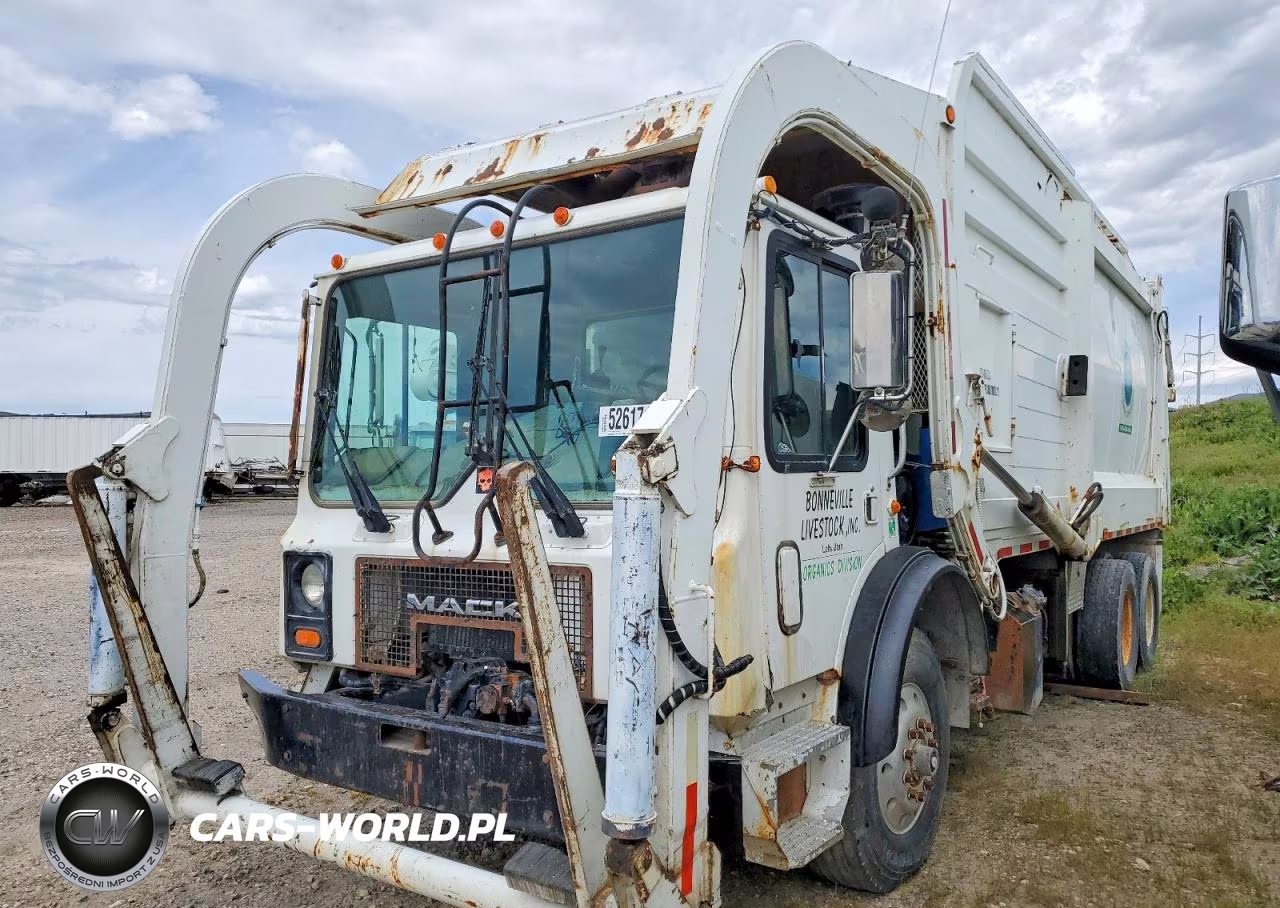 2001 Mack Mr690S Refuse Truck VIN:1M2K185C11M008279 - 2