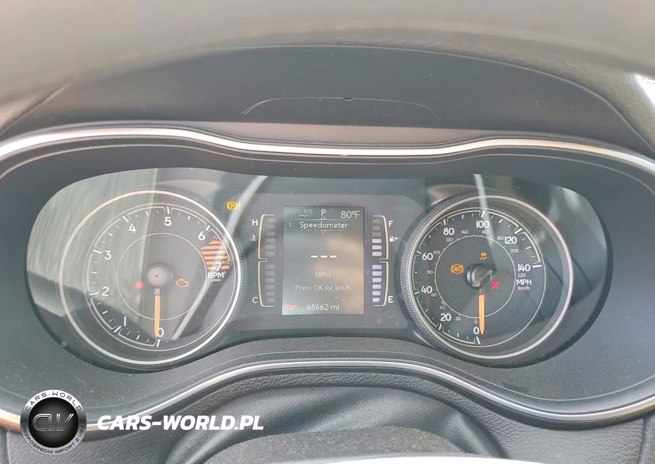 2021 Jeep Cherokee Latitude VIN:1C4PJLCBXMD164414 - 9