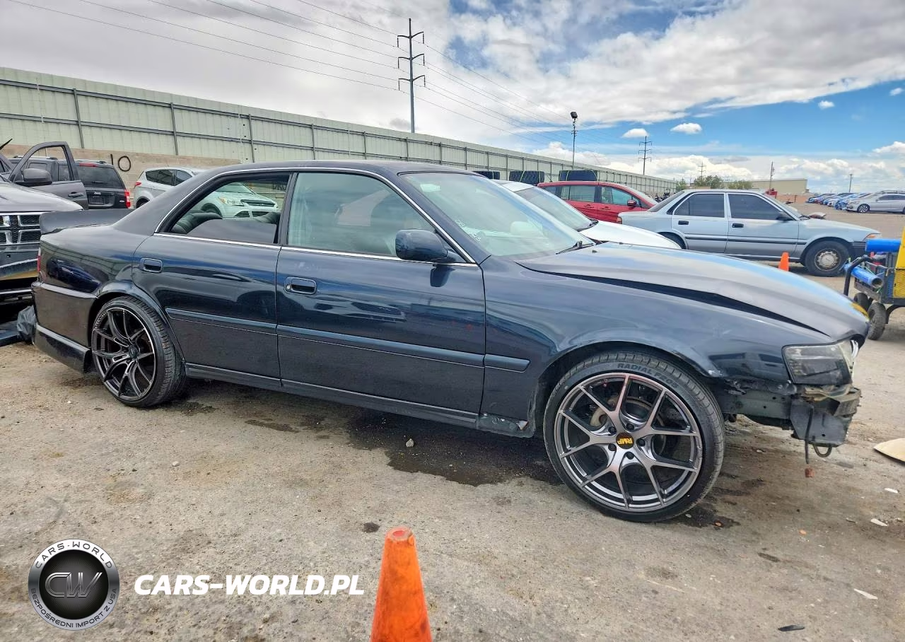 1999 Toyota Chaser – zdjęcie 1 z 11