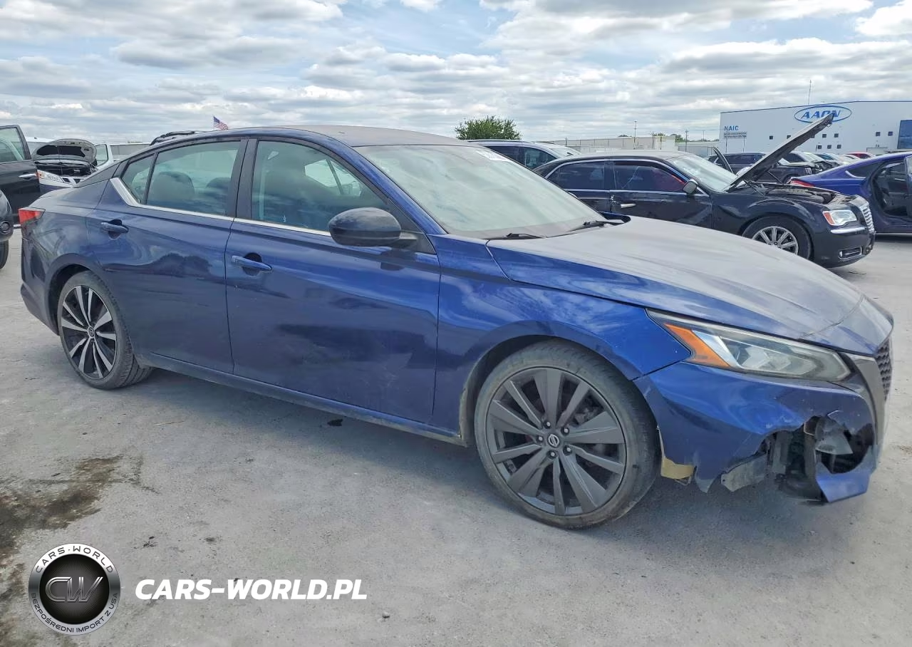 2020 Nissan Altima Sr VIN:1N4BL4CV8LC233566 - 4