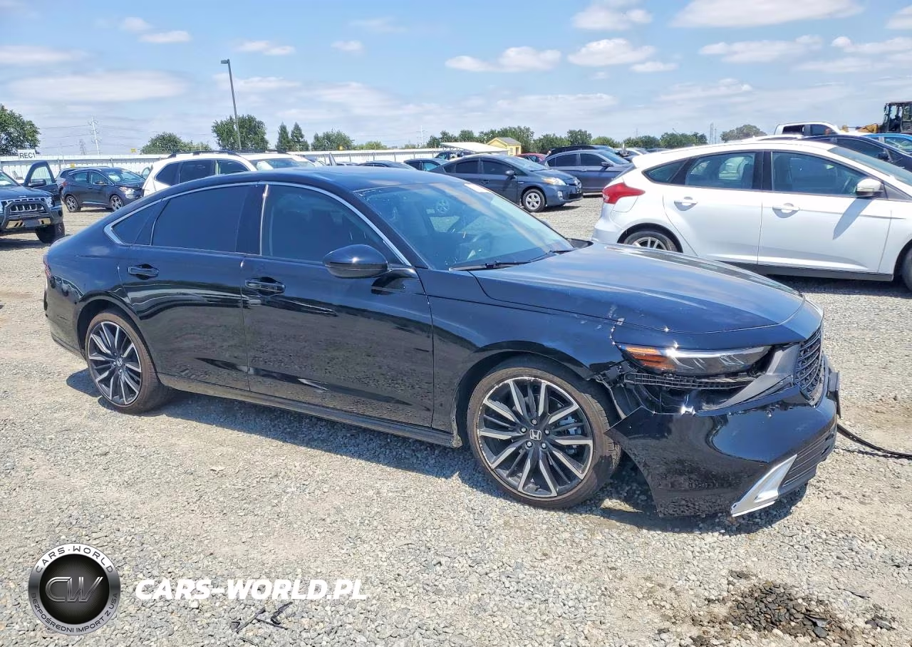 2025 Honda Accord Touring Hybrid VIN:1HGCY2F82SA077143 - 4
