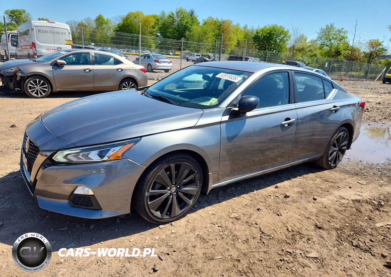 2020 Nissan Altima Sr – zdjęcie 1 z 13