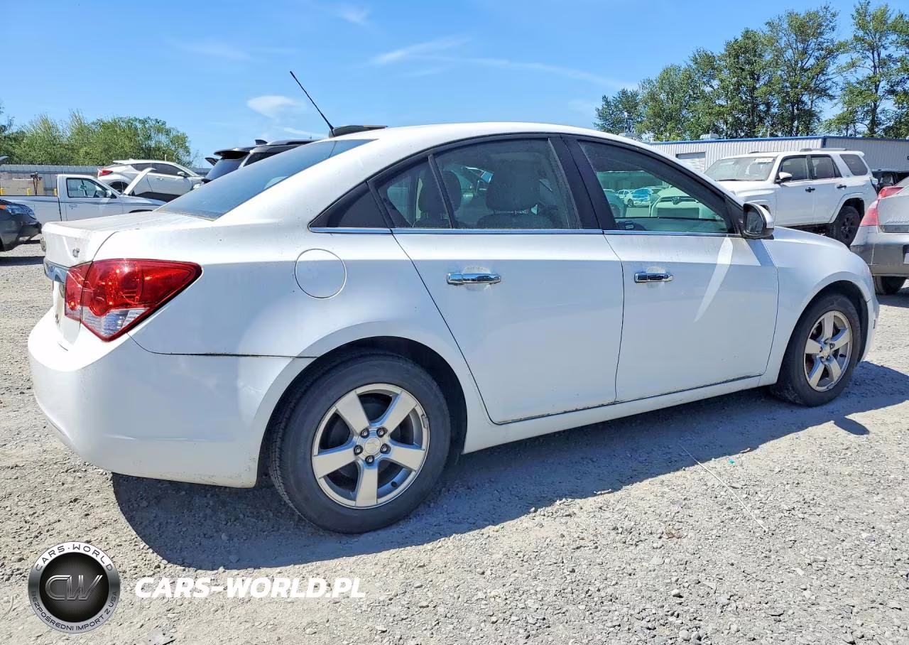 2015 Chevrolet Cruze Lt VIN:1G1PC5SB4F7276417 - 3