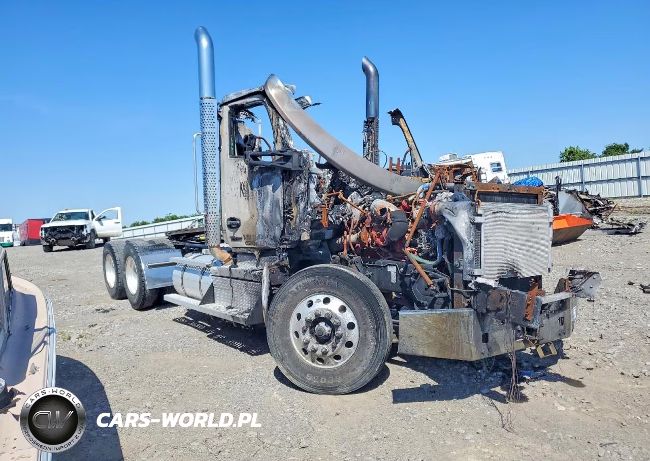 2024 Kenworth T880 Semi Truck