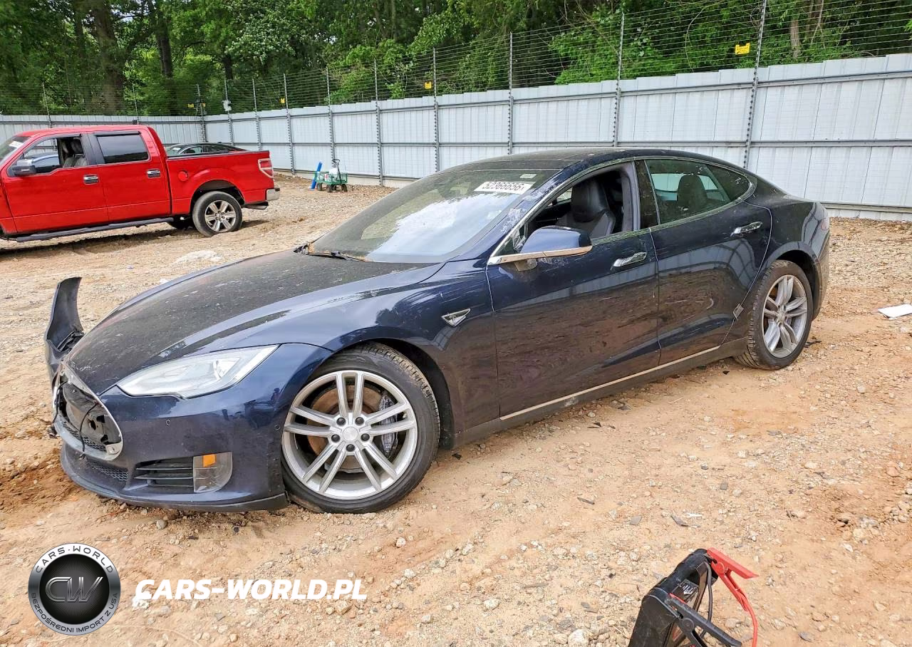 2015 Tesla Model S 85