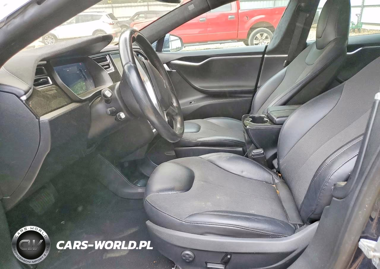 2015 Tesla Model S 85 VIN:5YJSA1H13FFP68817 - 7