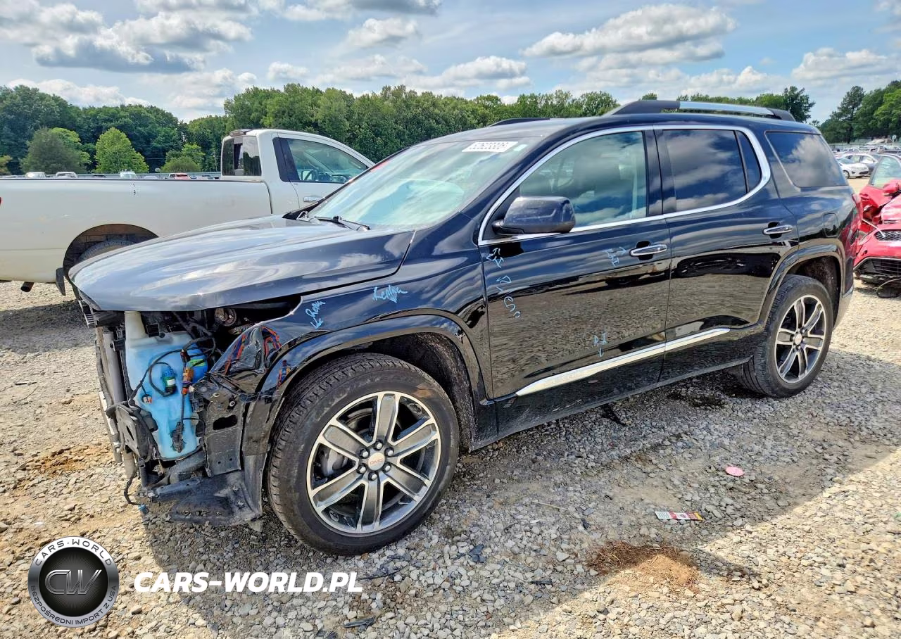 2017 GMC Acadia Denali – zdjęcie 1 z 13