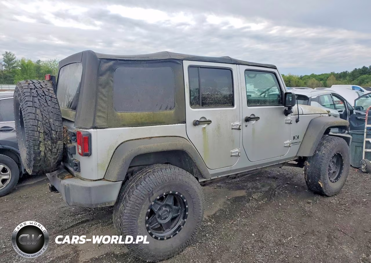 2007 Jeep Wrangler X VIN:1J4GA39157L151590 - 3