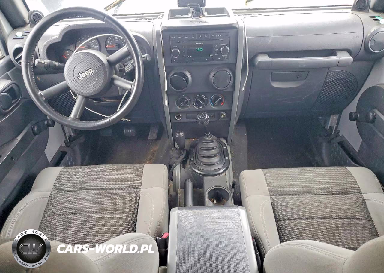 2007 Jeep Wrangler X VIN:1J4GA39157L151590 - 8