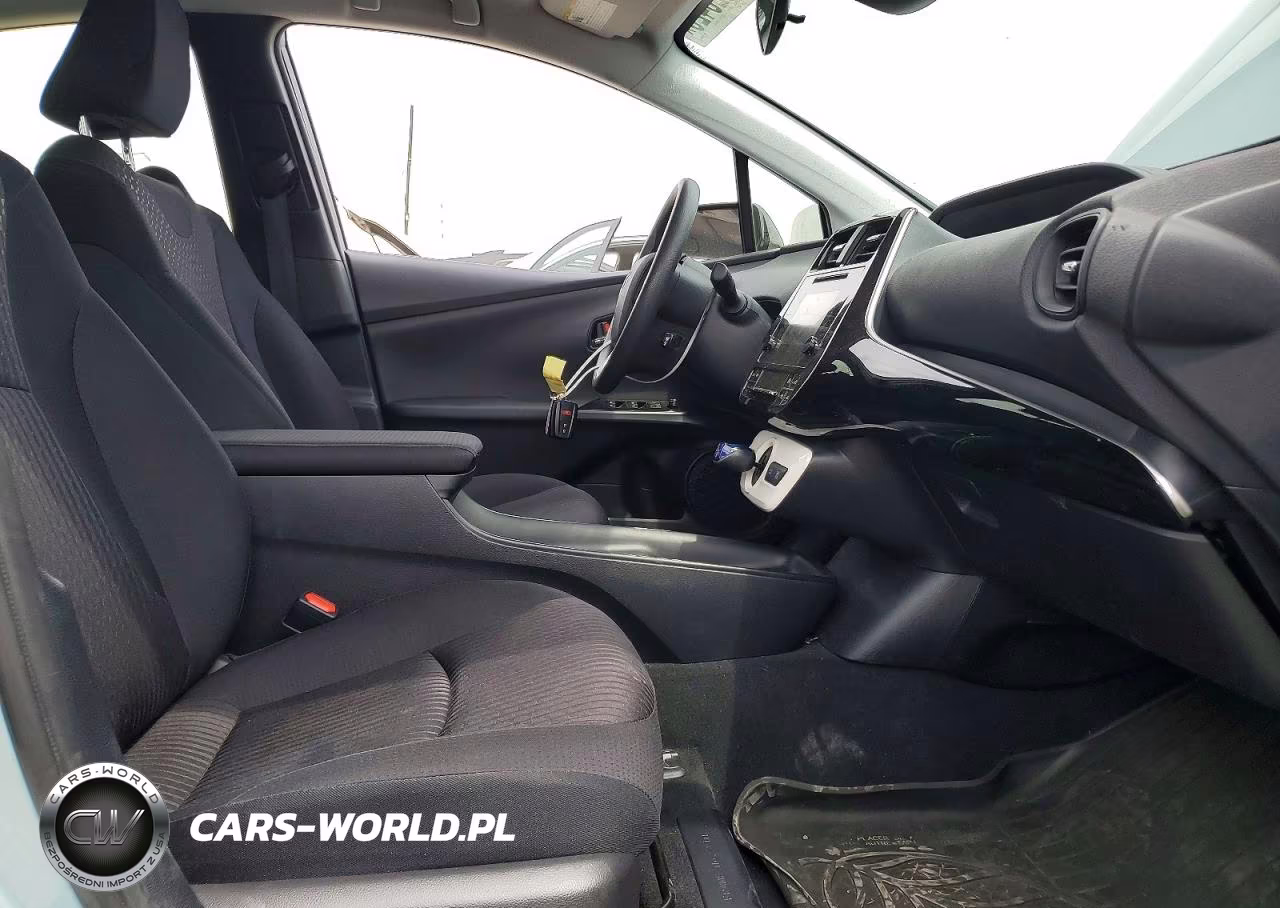2017 Toyota Prius Two VIN:JTDKBRFU4H3042408 - 7