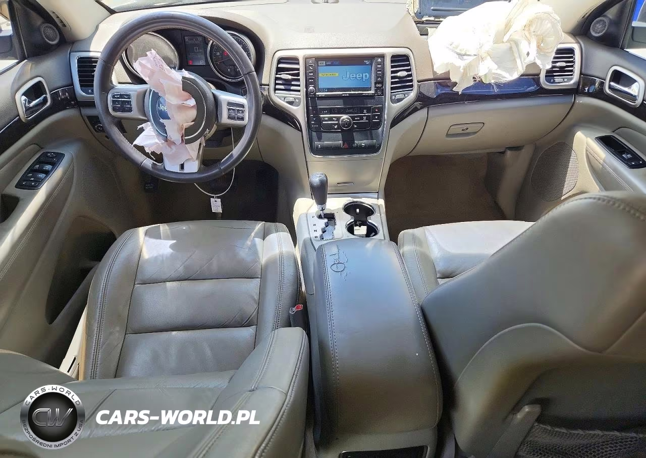 2012 Jeep Grand Cherokee Laredo VIN:1C4RJEAG9CC121576 - 8