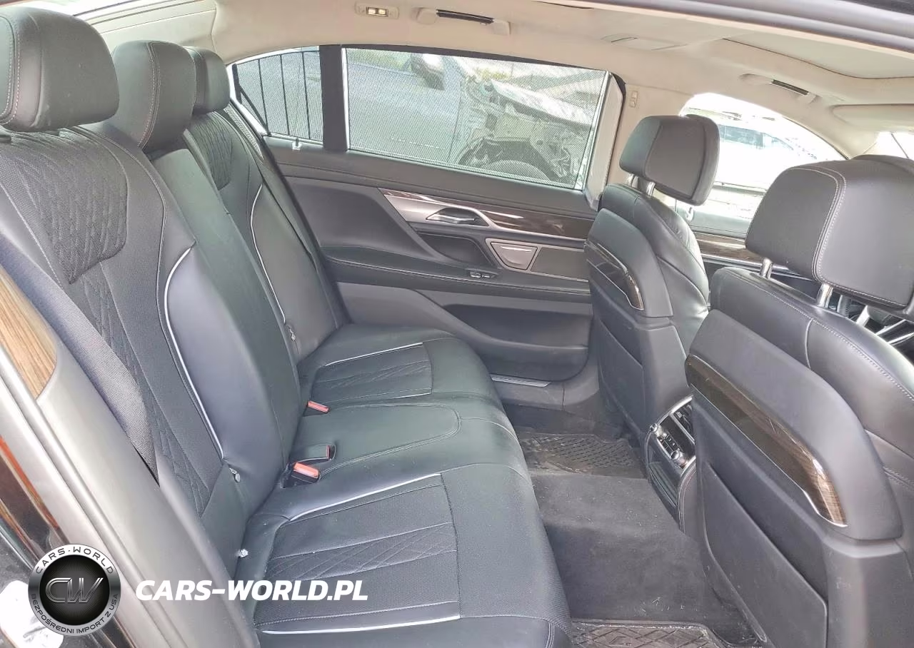 2016 BMW 750 Xi VIN:WBA7F2C52GG416615 - 10