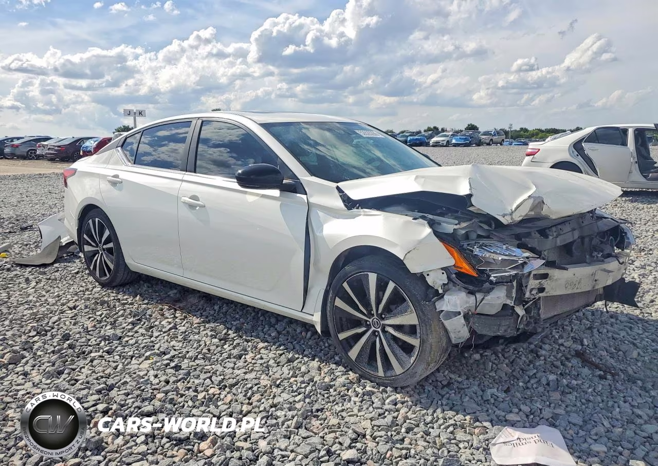2019 Nissan Altima Sr VIN:1N4BL4CV6KC135683 - 4
