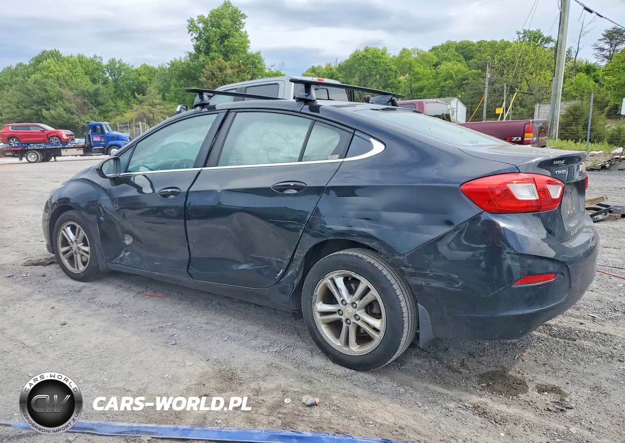 2017 Chevrolet Cruze VIN:1G1BE5SM5H7156411 - 2