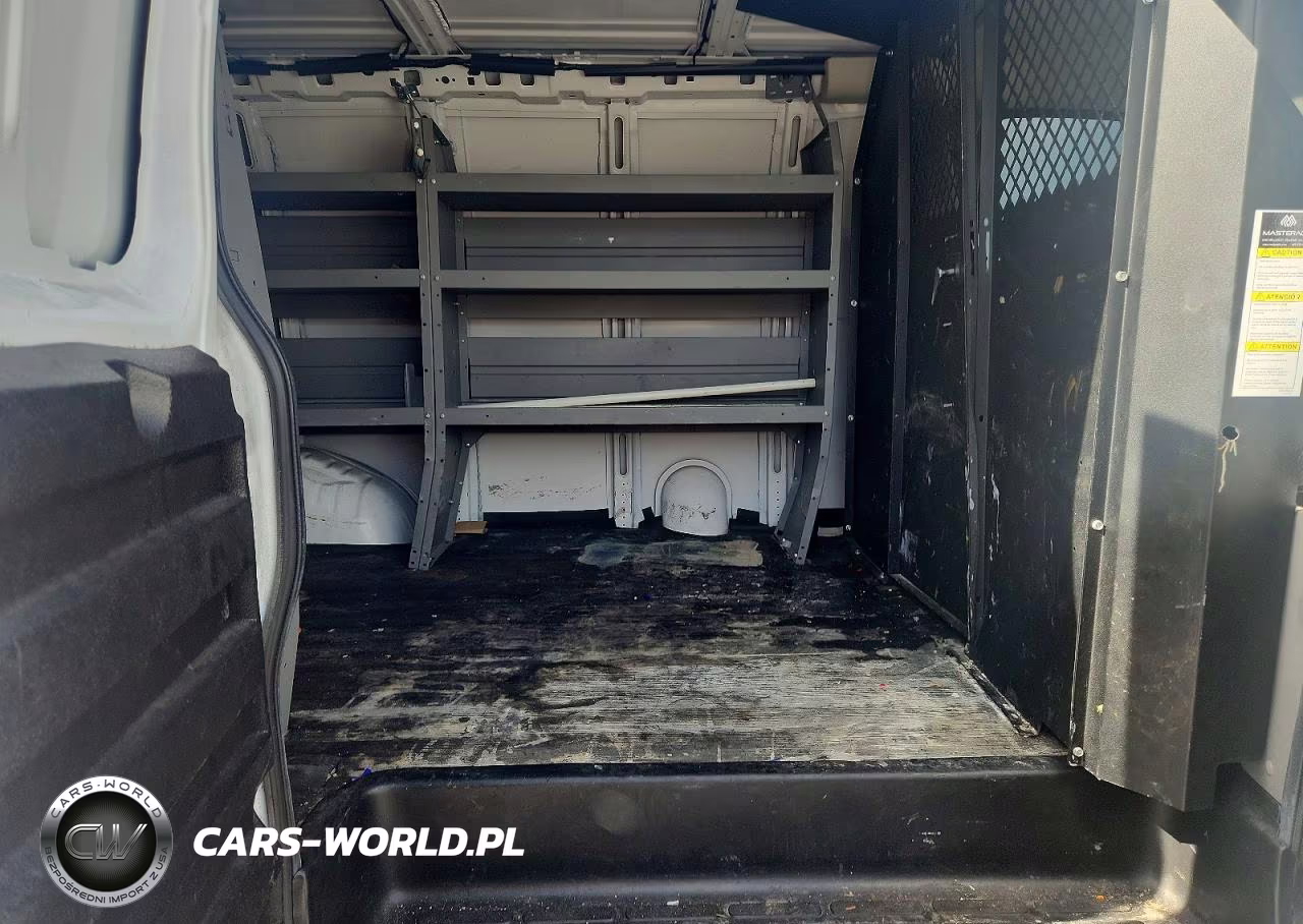 2022 Chevrolet Express G2500 VIN:1GCWGAFPXN1194120 - 11