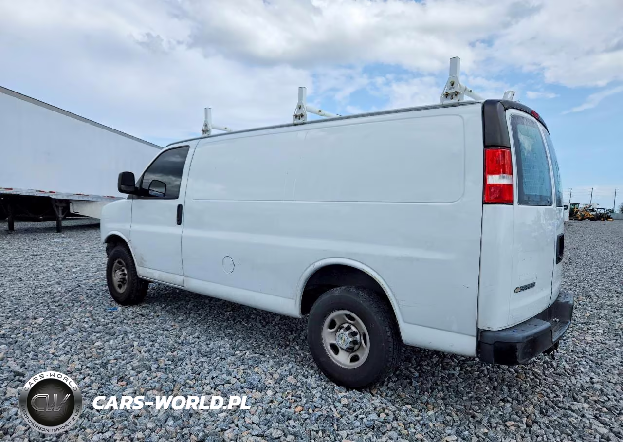 2022 Chevrolet Express G2500 VIN:1GCWGAFPXN1194120 - 2