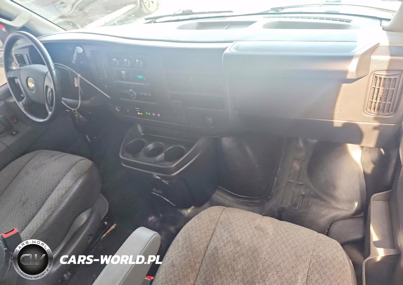 2022 Chevrolet Express G2500 VIN:1GCWGAFPXN1194120 - 8